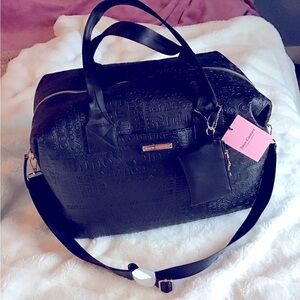 NEW Juicy Couture Black Liquorice Wordplay Overnighter with mini coin/card purse